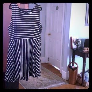 Black white stripped dress